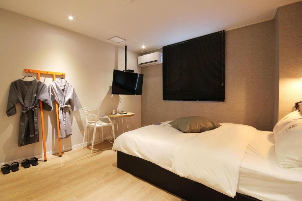 Hotel Yam Andong Bagian luar foto