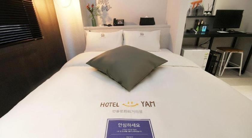 Hotel Yam Andong Bagian luar foto