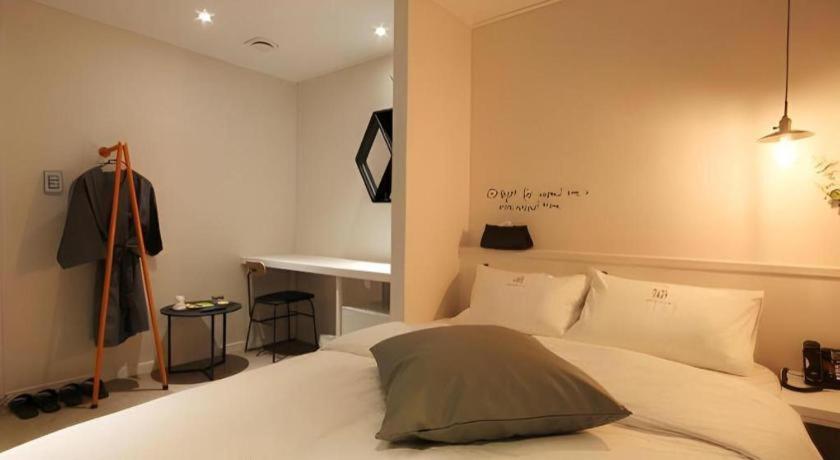 Hotel Yam Andong Bagian luar foto